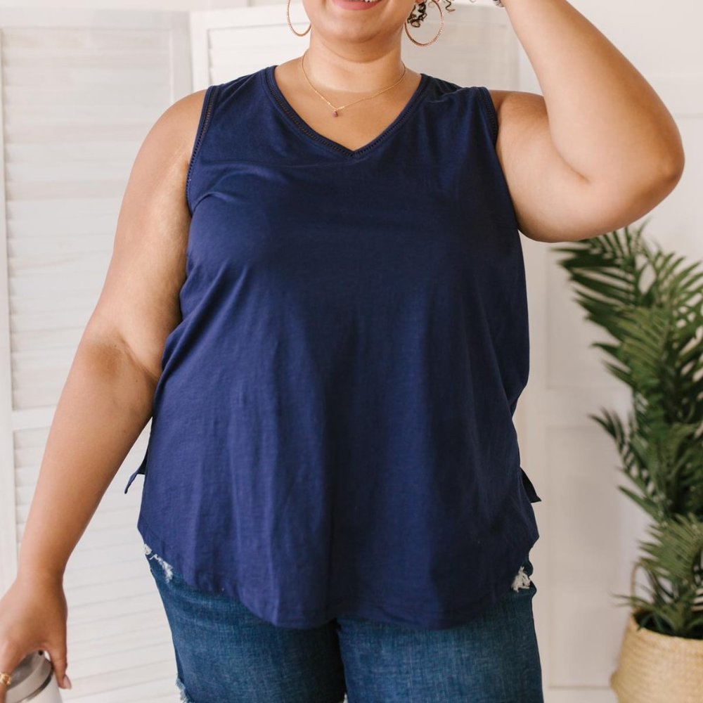 Jenna Basic Tank in Navy (Large)